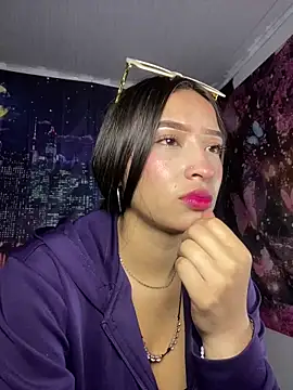 Itze Mua online show from 30, 3, 2026