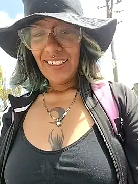 Abby 1-0 online show from 22, 4, 2026
