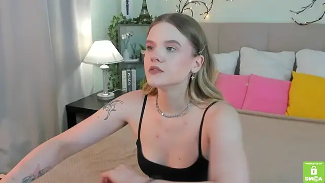 Emma peach online show from 15, 7, 2026