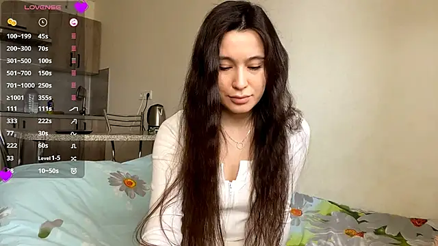 AureaMaggi online show from 22, 4, 2026