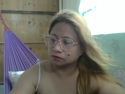 PinayChristine online show from 17, 5, 2026