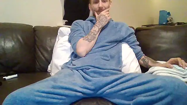 feetlovrr94 online show from 9, 4, 2026