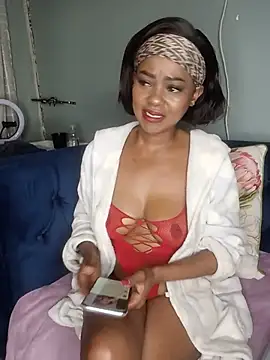 Snapshot of Sweet_Doll2 chatting on 6, 6, 2026 Sweet Doll2 online show from 6, 6, 2026