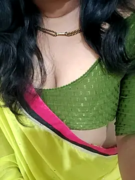 Snapshot of Ramya_456 chatting on 2, 8, 2026 Ramya 456 online show from 2, 8, 2026