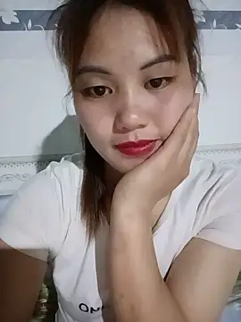 Snapshot of meg_06 chatting on 15, 5, 2026 meg 06 online show from 15, 5, 2026