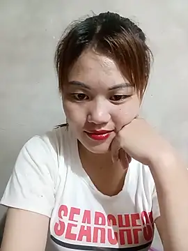 Snapshot of meg_06 chatting on 21, 5, 2026 meg 06 online show from 21, 5, 2026