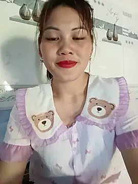 Snapshot of meg_06 chatting on 26, 5, 2026 meg 06 online show from 26, 5, 2026