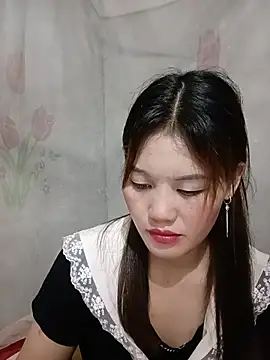 Snapshot of meg_06 chatting on 9, 7, 2026 meg 06 online show from 9, 7, 2026