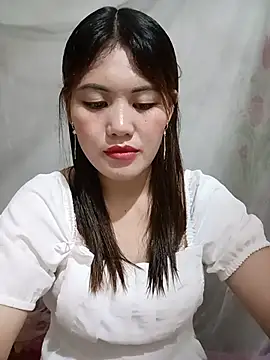 Snapshot of meg_06 chatting on 5, 8, 2026 meg 06 online show from 5, 8, 2026