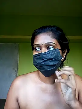 bannerjeesneha20 online show from 15, 4, 2026