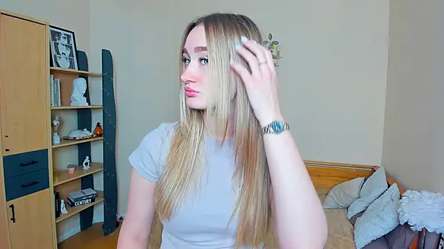 VioletteClaire online show from 9, 5, 2026