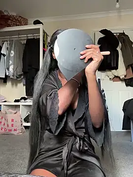 k ashantixx online show from 25, 3, 2026