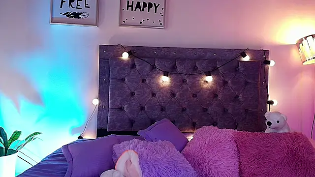 Snapshot of Daphne_Rosse chatting on 28, 7, 2026 Daphne Rosse online show from 28, 7, 2026