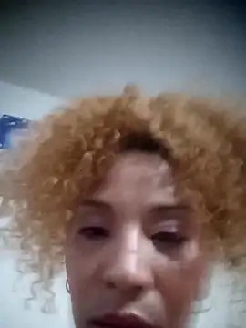 Snapshot of SolashLitzy_Curly chatting on 9, 6, 2026 SolashLitzy Curly online show from 9, 6, 2026