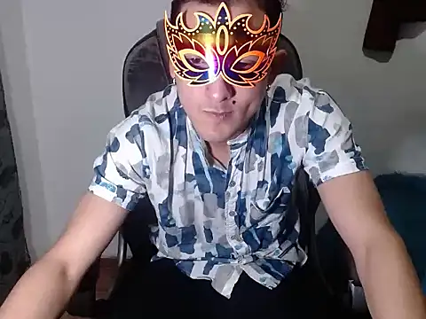 SexyboyHot2000 online show from 10, 4, 2026