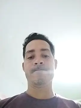Gabriel leon33 online show from 28, 4, 2026