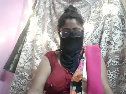 sweet busty online show from 24, 3, 2026