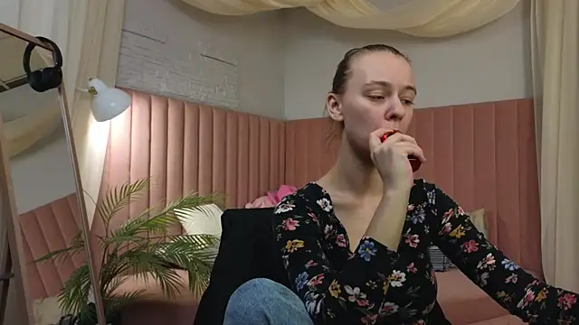 emma chaser online show from 21, 4, 2026