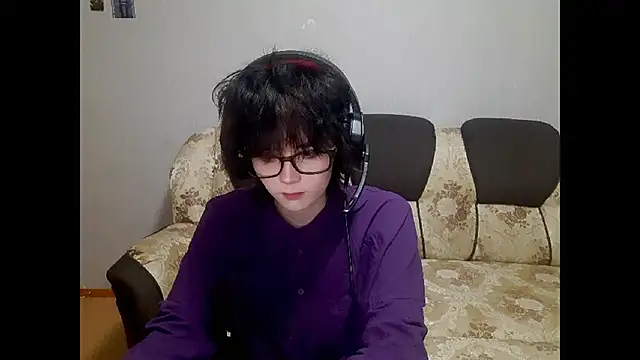 ShaynaLinley online show from 24, 4, 2026