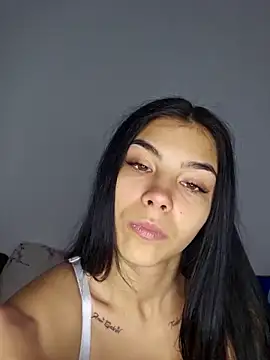 Crissdesire online show from 9, 4, 2026