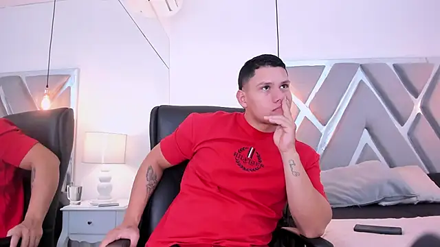 Chriss Diamond online show from 6, 4, 2026