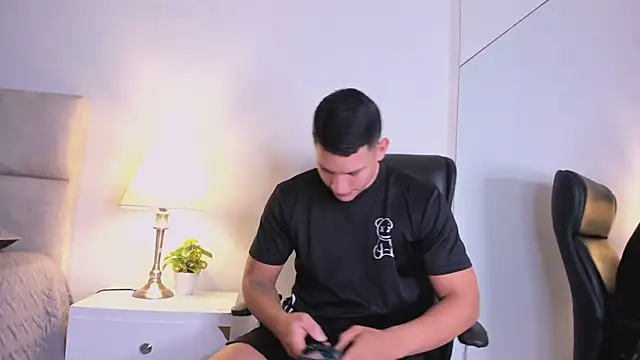Chriss Diamond online show from 29, 6, 2026