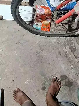 luck00y online show from 2, 8, 2026