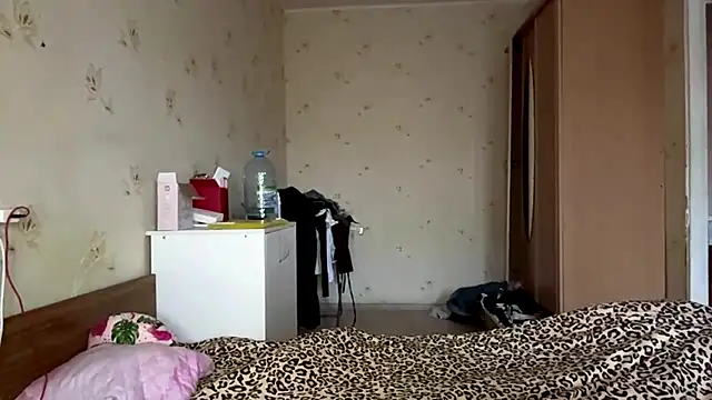 Sophia Blonde online show from 9, 4, 2026