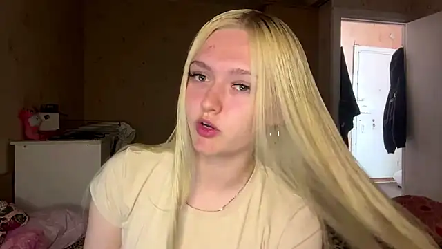 Sophia Blonde online show from 12, 5, 2026