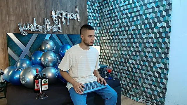 Joaho Fernandez online show from 8, 7, 2026