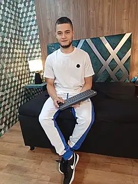 Joaho Fernandez online show from 14, 7, 2026