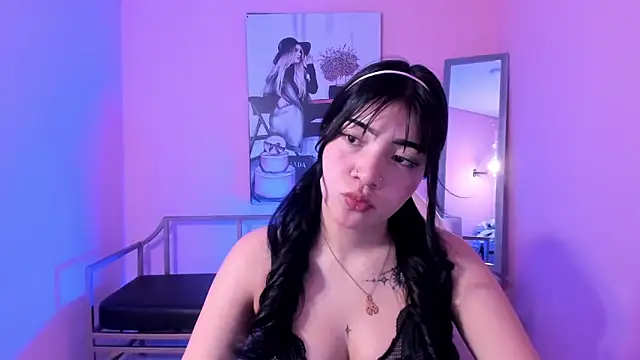 Snapshot of Soffi_x_x_ chatting on 6, 5, 2026 Soffi x x online show from 6, 5, 2026