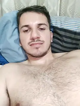 Snapshot of Switzerland32 chatting on 1, 4, 2026 Switzerland32 online show from 1, 4, 2026