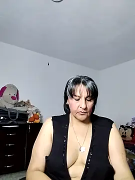 Merlyna Goldenss online show from 22, 4, 2026