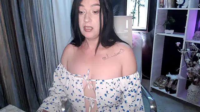 DreamLove2020 online show from 21, 4, 2026