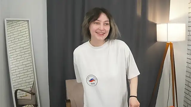 Snapshot of WavaMaddison chatting on 26, 3, 2026 WavaMaddison online show from 26, 3, 2026