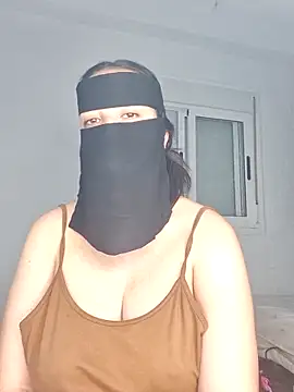 Snapshot of Big_as-big chatting on 13, 4, 2026 Big as-big online show from 13, 4, 2026