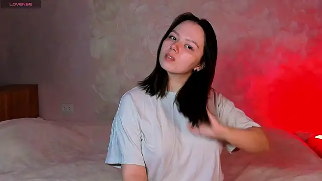 miss teasee online show from 22, 4, 2026