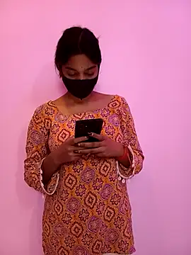 Snapshot of Students12th chatting on 9, 4, 2026 Students12th online show from 9, 4, 2026