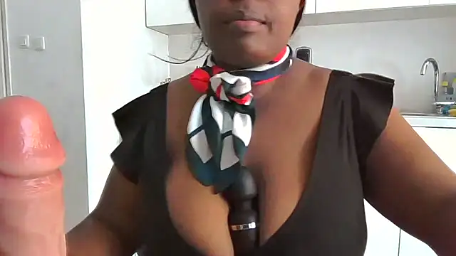 Sheryl007 online show from 8, 5, 2026