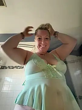 Snapshot of sweetkacibaby chatting on 25, 4, 2026 sweetkacibaby online show from 25, 4, 2026