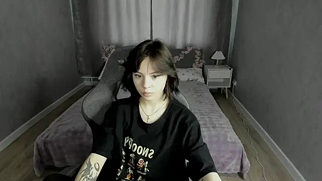 Loly Cuttie online show from 21, 5, 2026