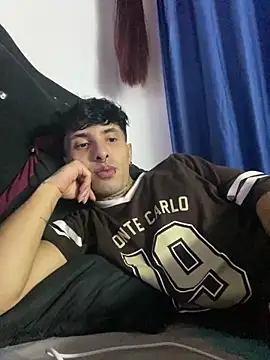pol mood online show from 8, 5, 2026
