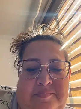Martinacurvy  online show from 3, 5, 2026