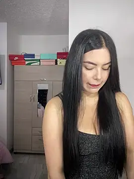 Snapshot of Cami_olarte chatting on 12, 5, 2026 Cami olarte online show from 12, 5, 2026