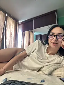 Snapshot of TheaMerve chatting on 24, 4, 2026 TheaMerve online show from 24, 4, 2026