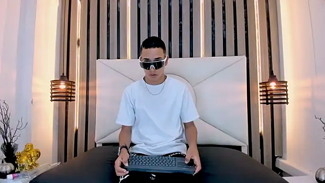 santiago deluca online show from 7, 4, 2026