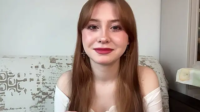 Snapshot of Amy_Bronson chatting on 2, 4, 2026 Amy Bronson online show from 2, 4, 2026