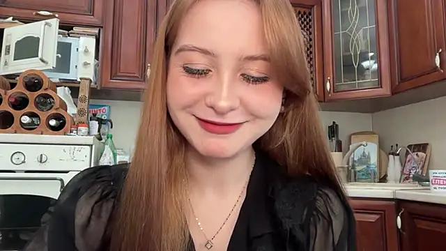 Snapshot of Amy_Bronson chatting on 16, 4, 2026 Amy Bronson online show from 16, 4, 2026