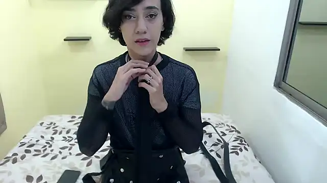 romina white18 online show from 21, 4, 2026
